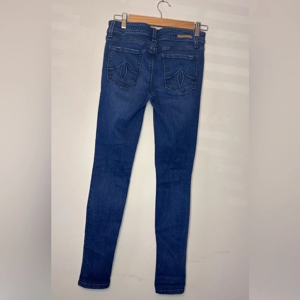 Level 99 Premium Denim Jeans, Size 26 - Picture 5 of 7